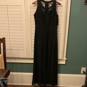 B&A - Chic Black Sleeveless Maxi Dress - -NWT- Size 10P